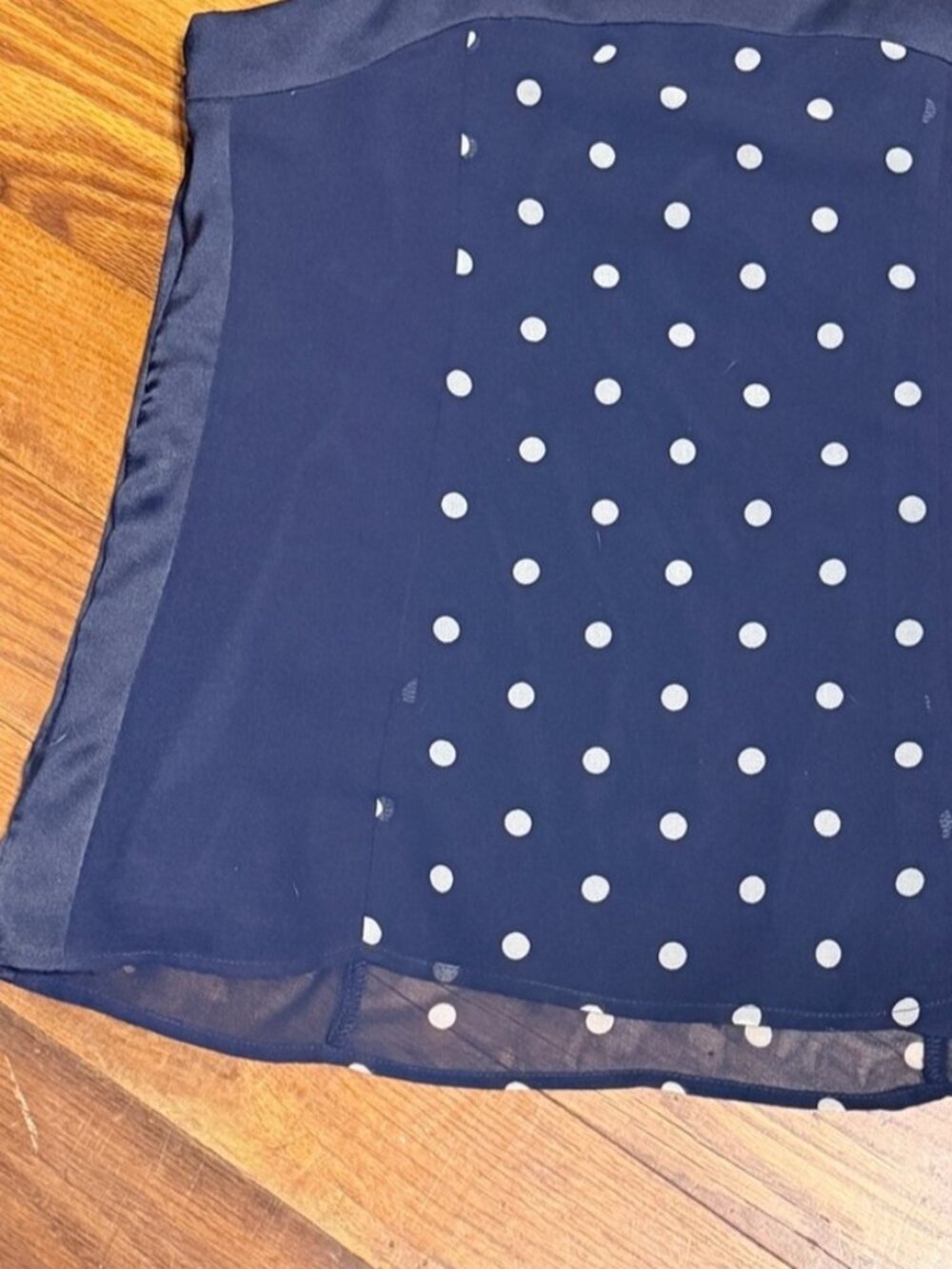 Banana Republic Polka Dot - Picture 2 of 2